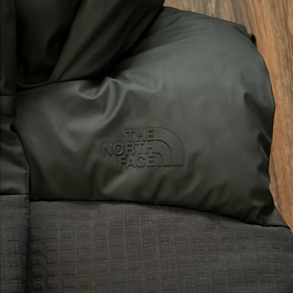 The North Face Novelty Nuptse Vest - Picture 7 of 17